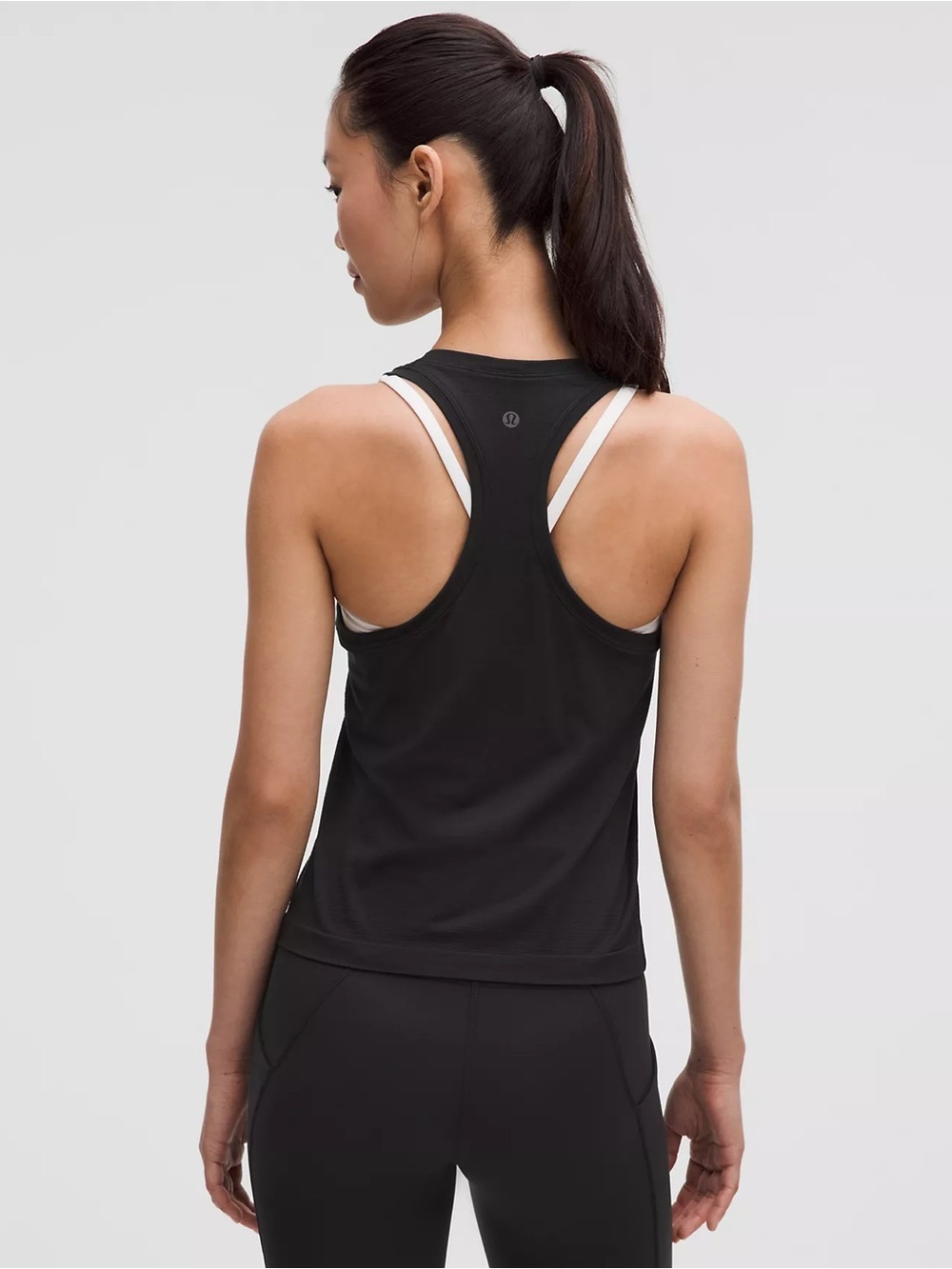 Lululemon Swiftly Tech Racerback Tank Top 2.0 Size 8 Black Seamless Running Yoga - Picture 2 of 6